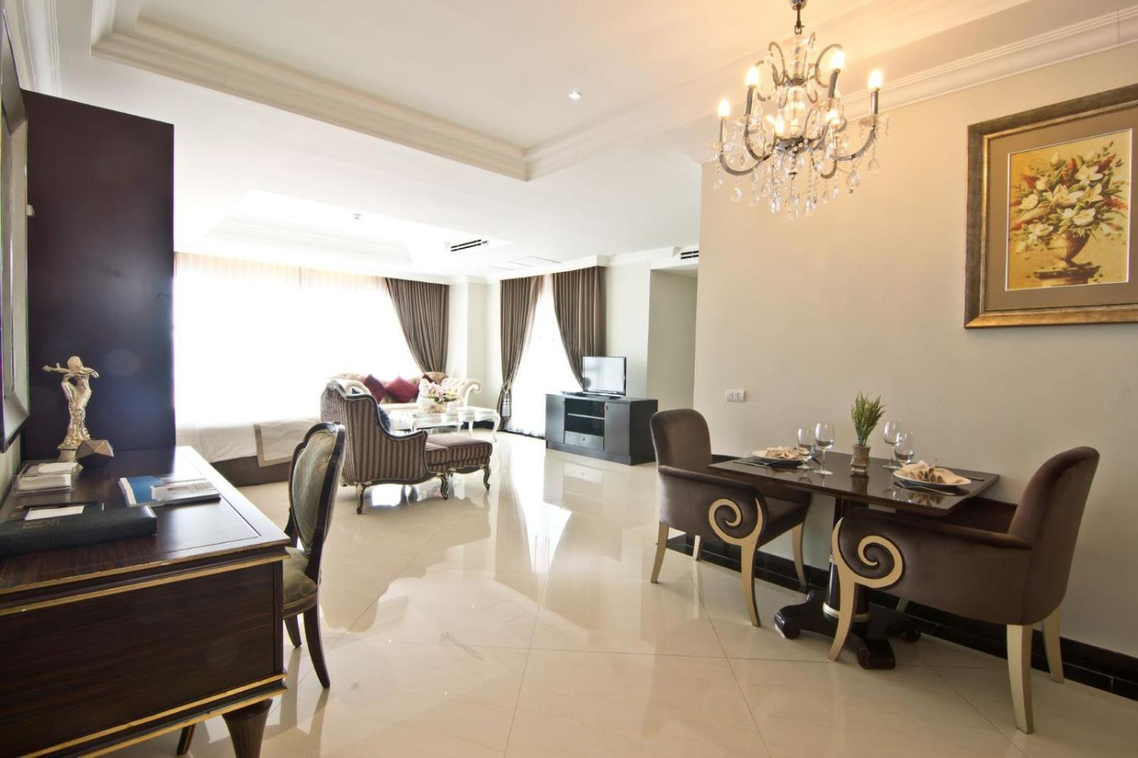 Hotel Lk Royal Wing Pattaya Exterior foto