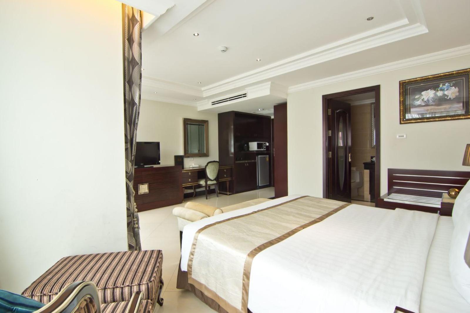 Hotel Lk Royal Wing Pattaya Exterior foto